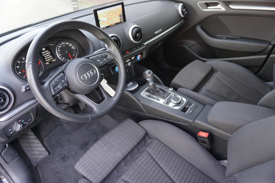 Audi A3 Sportback 30 TFSI Sport Lease Edition 17Inch LMV