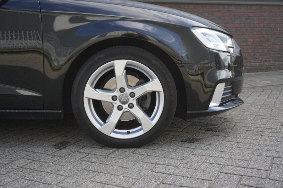 Audi A3 Sportback 30 TFSI Sport Lease Edition 17Inch LMV