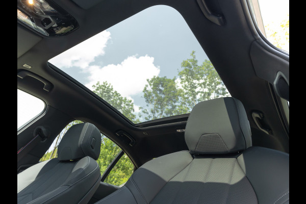 BMW i5 eDrive40 M-Sport Pro - Pano - Driving Ass Prof - Stoelventilatie - Harman Kardon