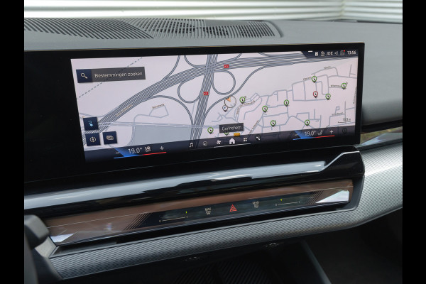 BMW i5 eDrive40 M-Sport Pro - Pano - Driving Ass Prof - Stoelventilatie - Harman Kardon