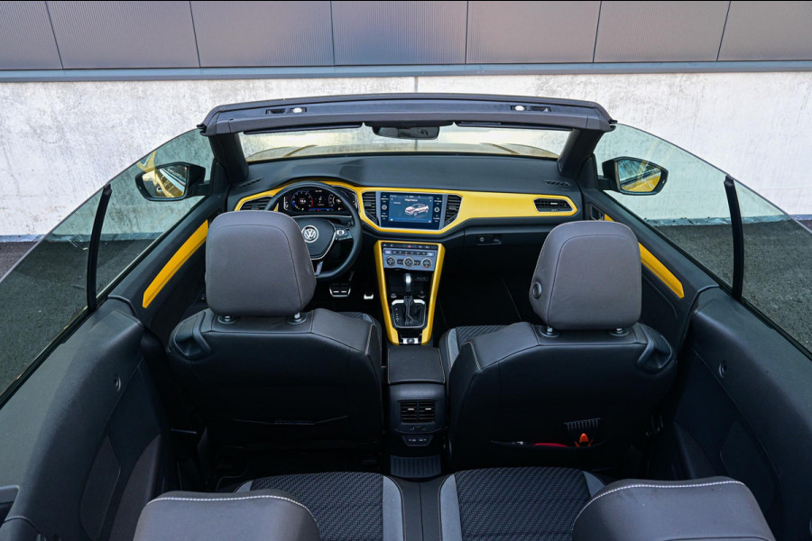 Volkswagen T-Roc 1.5 TSI R-Line *Cabriolet / Sportstoelen / Stuurverwarming / R-Line*