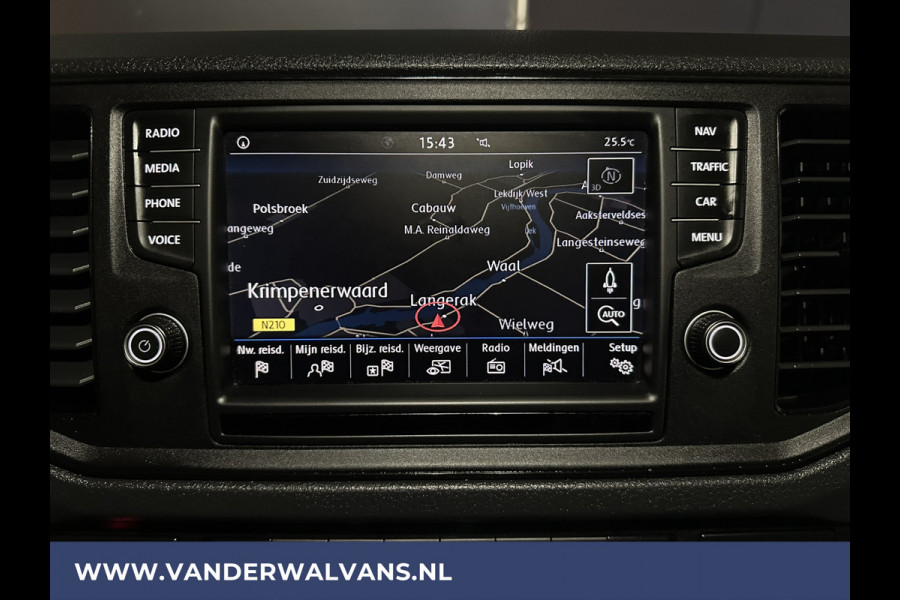 Volkswagen Crafter 2.0 TDI L3H3 L2H2 Euro6 Airco | Trekhaak | Navigatie | Camera | Cruisecontrol Parkeersensoren, Apple Carplay, Android Auto, Chauffeursstoel, Bijrijdersbank