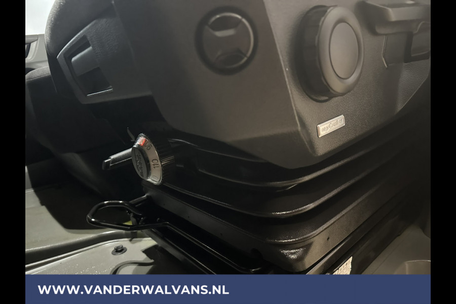 Volkswagen Crafter 2.0 TDI L3H3 L2H2 Euro6 Airco | Trekhaak | Navigatie | Camera | Cruisecontrol Parkeersensoren, Apple Carplay, Android Auto, Chauffeursstoel, Bijrijdersbank