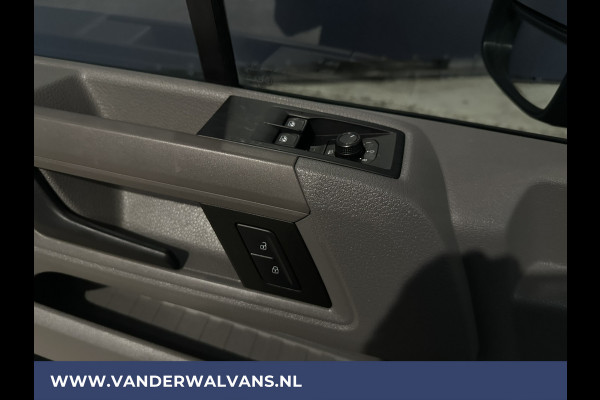 Volkswagen Crafter 2.0 TDI L3H3 L2H2 Euro6 Airco | Trekhaak | Navigatie | Camera | Cruisecontrol Parkeersensoren, Apple Carplay, Android Auto, Chauffeursstoel, Bijrijdersbank