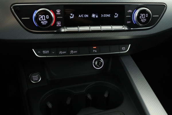 Audi A4 35 TFSI Sport Edition | Adaptive Cruise | Leder | DAB+ | Audi Sound | PDC | Navigatie | Full LED | Sportstoelen