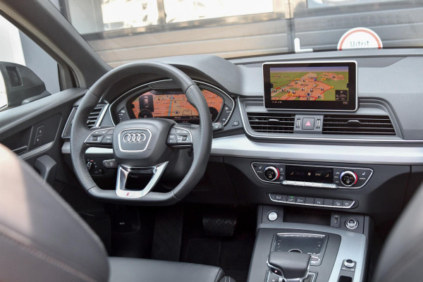 Audi Q5 55 TFSI e quattro 3x S-Line. RS stoelen, Pano, ACC, Camera, Keyless, Virtual, Dodeh, Matrix, CarPlay!