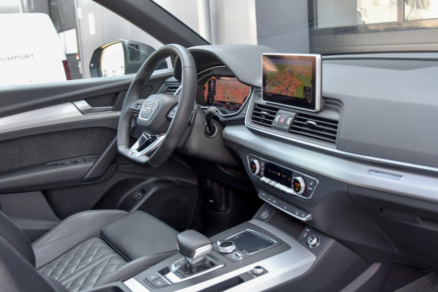 Audi Q5 55 TFSI e quattro 3x S-Line. RS stoelen, Pano, ACC, Camera, Keyless, Virtual, Dodeh, Matrix, CarPlay!