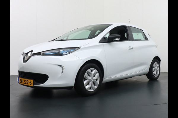 Renault ZOE R90 EIGEN ACCU ! 41kwh Apple Carplay Android Navi PDC Ecc R-link Multimedia Cruise.C Elec. Regen-Licht-Sensor Multifunct. stuur  Lage km stand Dealer Onderhouden Orig.NL Auto 1e eigenaar!