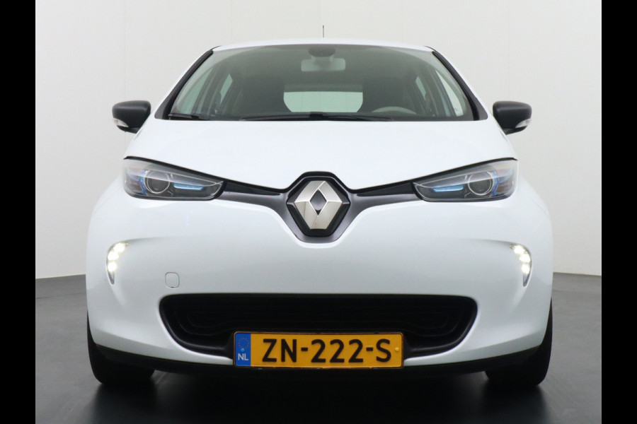 Renault ZOE R90 EIGEN ACCU ! 41kwh Apple Carplay Android Navi PDC Ecc R-link Multimedia Cruise.C Elec. Regen-Licht-Sensor Multifunct. stuur  Lage km stand Dealer Onderhouden Orig.NL Auto 1e eigenaar!