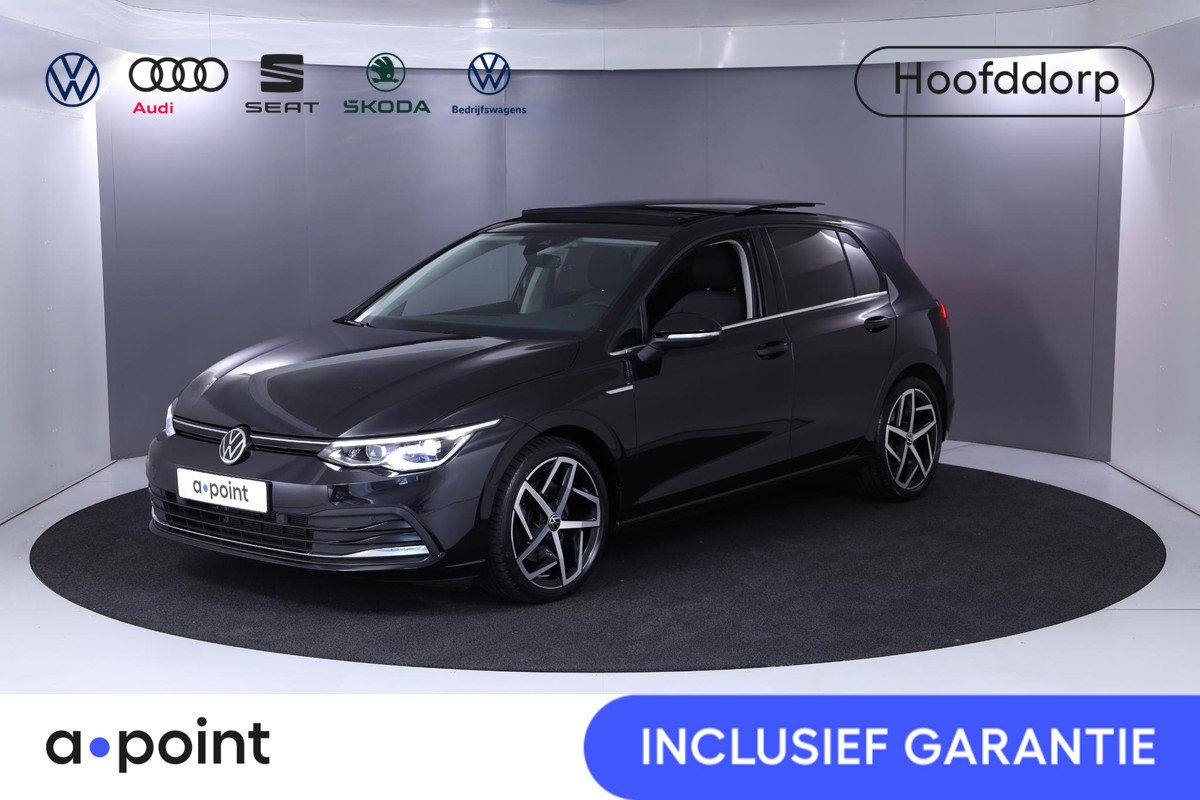 Volkswagen Golf 1.5 TSI Style 150PK | Navigatie | Panoramadak | 18"LM velgen |