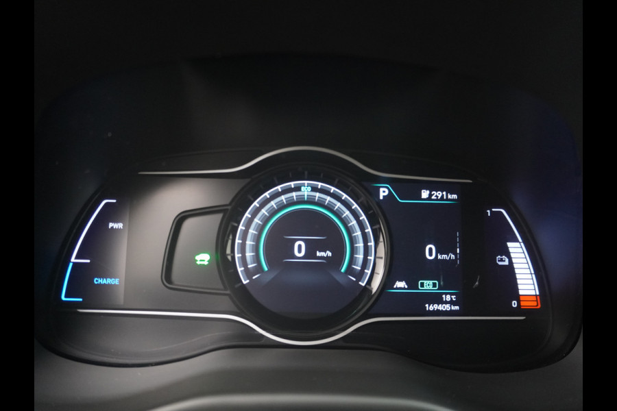 Hyundai Kona EV 64 kWh 204PK Grootste ACCU 3d-Navi Camera Apple Carplay DAB Android PDC Warmtepomp Lane-assist+Waarsch. Adaptive-CruiseContro Fashion Connected Services Elektr.Ramen+Spiegels Licht+Regensensor ACC HuD ETMS Priv.Glas ESP Vermoeidheids-herk. Botswaarsch. AEB ASR ESP nieuw 43000 euro Grootste EV bereik in zijn klasse! origineel NL auto 1e Eigenaar