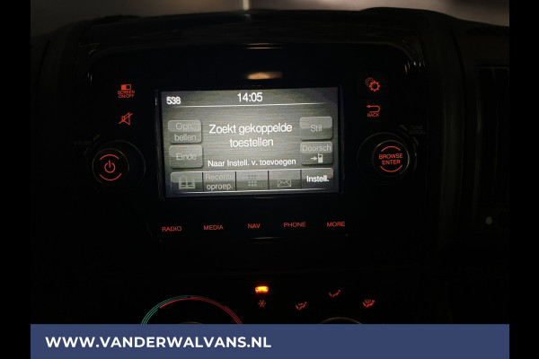 Peugeot Boxer 2.2 BlueHDi 140pk L2H2 Euro6 ** Airco | Navigatie | Camera | Cruisecontrol Trekhaak, Parkeersensoren, Bijrijdersbank, Bluetooth-telefonie