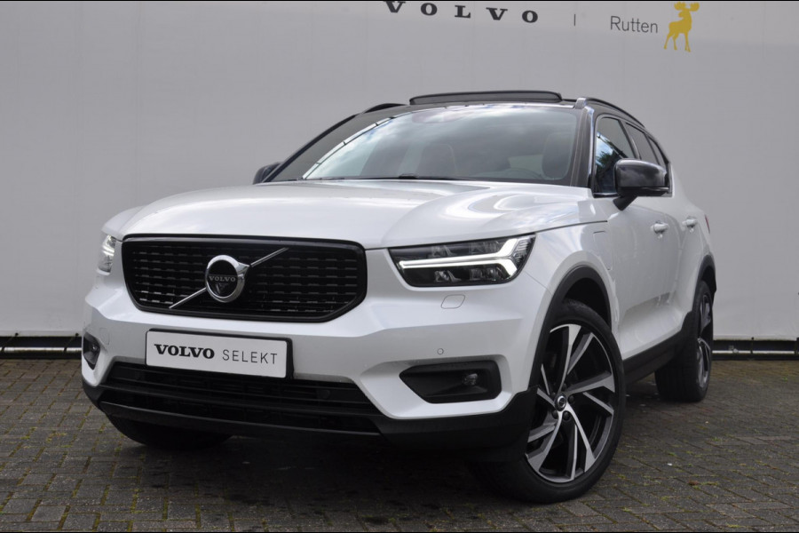 Volvo XC40 T4 211PK Automaat Recharge R-Design / Adaptieve cruise control / BLIS / Elektrische achterklep / Parkeersensoren met 360 Camera / Elektrische stoelen / Achterbank verwarming / Panoramadak / Harman Kardon Audio