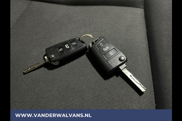 Volkswagen Crafter 2.0 TDI L3H2 L2H1 Euro6 Airco | 2x Zijdeur | Camera | Apple Carplay | Android auto bijrijdersbank, 270 gr. achterdeuren