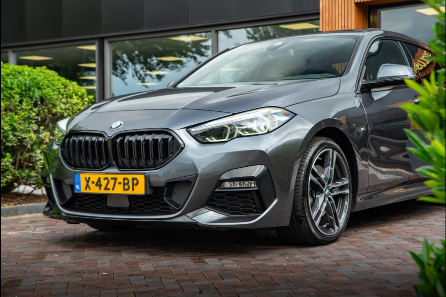 BMW 2 Serie Gran Coupé 218i M Pakket Panoramadak Navigatie