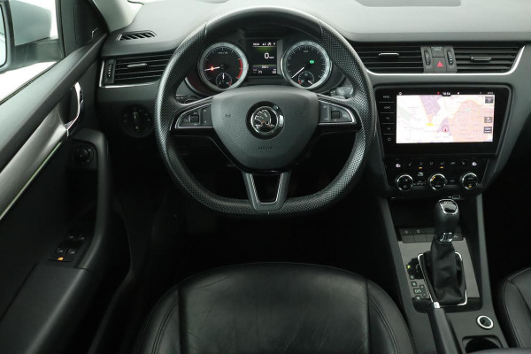 Škoda Octavia 1.0 TSI Style | Leder | Carplay | Stoelverwarming | Canton | Full LED | Park Assist | Keyless | Navigatie | DAB+