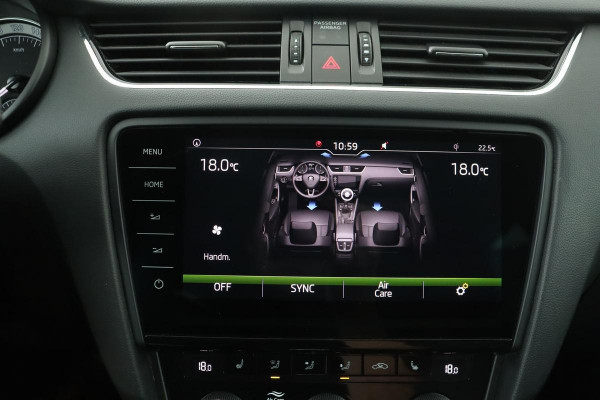 Škoda Octavia 1.0 TSI Style | Leder | Carplay | Stoelverwarming | Canton | Full LED | Park Assist | Keyless | Navigatie | DAB+