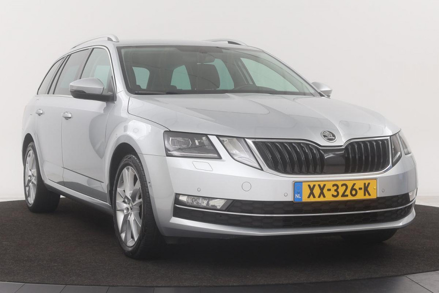 Škoda Octavia 1.0 TSI Style | Leder | Carplay | Stoelverwarming | Canton | Full LED | Park Assist | Keyless | Navigatie | DAB+