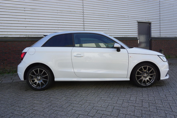 Audi A1 1.0 TFSI Sport Pro Line S Silver-Line Zeer complete uitvoering!!