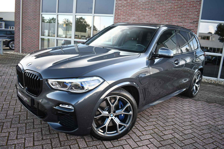 BMW X5 xDrive45e M-Sport Pano Trekh HUD Laser H/K 21inch Gesture