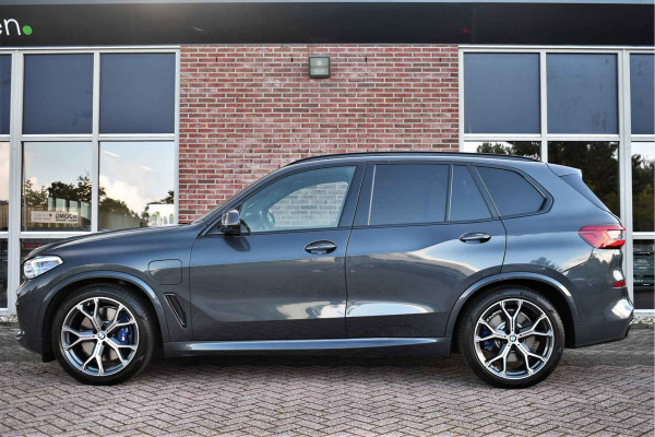 BMW X5 xDrive45e M-Sport Pano Trekh HUD Laser H/K 21inch Gesture