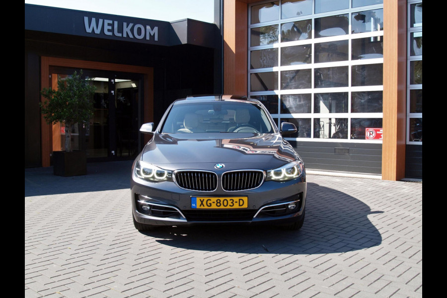 BMW 3-serie Gran Turismo 320i High Executive | Panoramadak | Camera | Cruise Control | DAB | Navi |