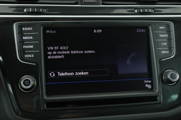 Volkswagen Tiguan 2.0 TSI 4Motion R-Line | Highline | Stoelverwarming | Trekhaak | Navigatie | PDC | Adaptive Cruise | Bluetooth