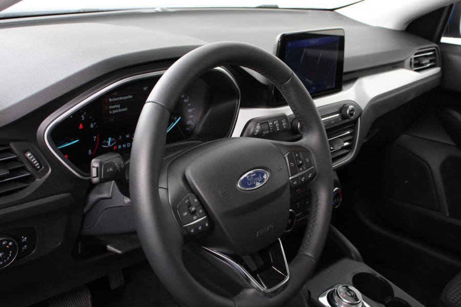 Ford Focus 1.0 EcoBoost 125pk Automaat Cool & Connect | Navigatie | Airco | Camera | Cruise control | Lichtmetalen Velgen | Parkeer Sensoren | Dab | Led