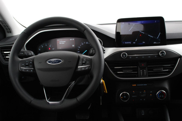 Ford Focus 1.0 EcoBoost 125pk Automaat Cool & Connect | Navigatie | Airco | Camera | Cruise control | Lichtmetalen Velgen | Parkeer Sensoren | Dab | Led