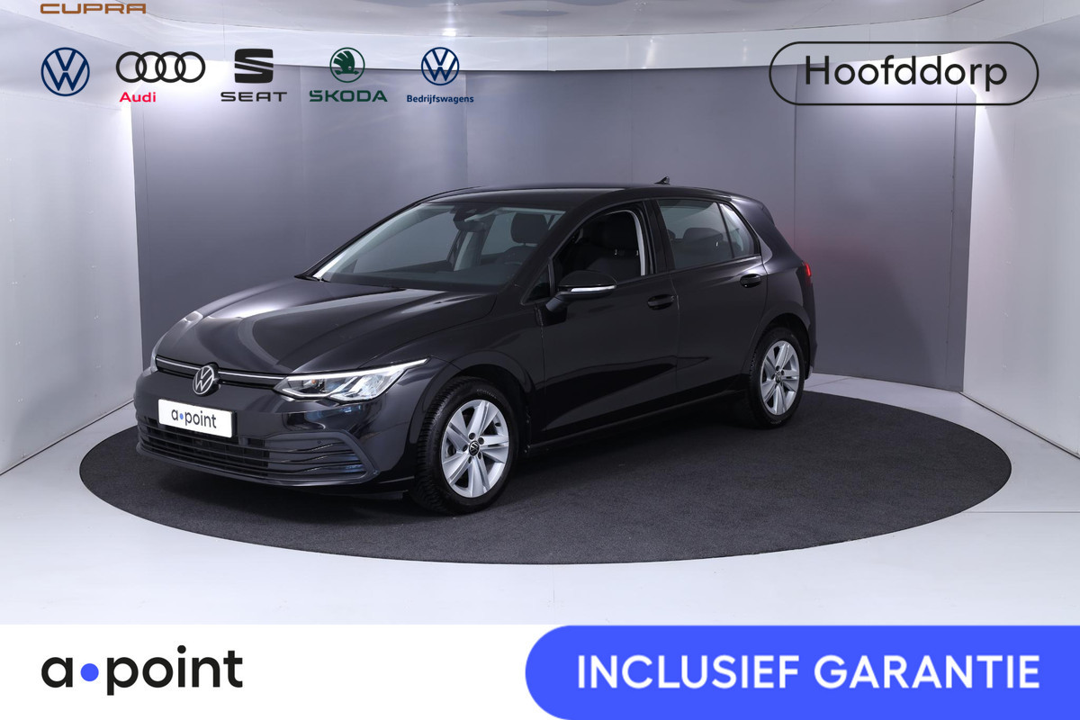 Volkswagen Golf 1.0 TSI Life Business 110 pk | ergonomisch verwarmde voorstoelen met velours bekleding| verwarmd stuur|  Verlengde garantie | Navigatie | Parkeersensoren | Adaptieve cruise control |