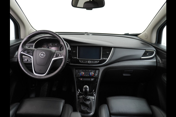 Opel Mokka X T140PK Leer Navi Apple Carplay-Android Camera 19"LMV Ecc Led AGR-Stoelen+Verwarmd Bluetooth Cruise Control PDC Regensensor Keyle Stuurverwarming Start knop Elec. Ramen en Spiegels + inklp. Innovation Super Compleet!