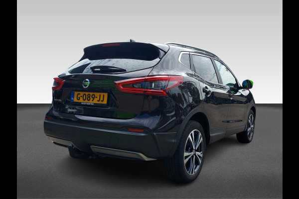 Nissan QASHQAI 1.3 DIG-T N-Connecta Design Pack