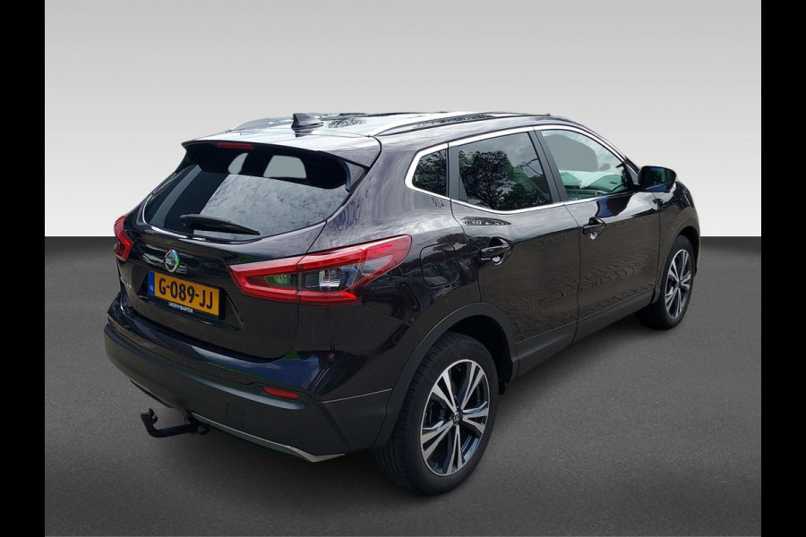 Nissan QASHQAI 1.3 DIG-T N-Connecta Design Pack