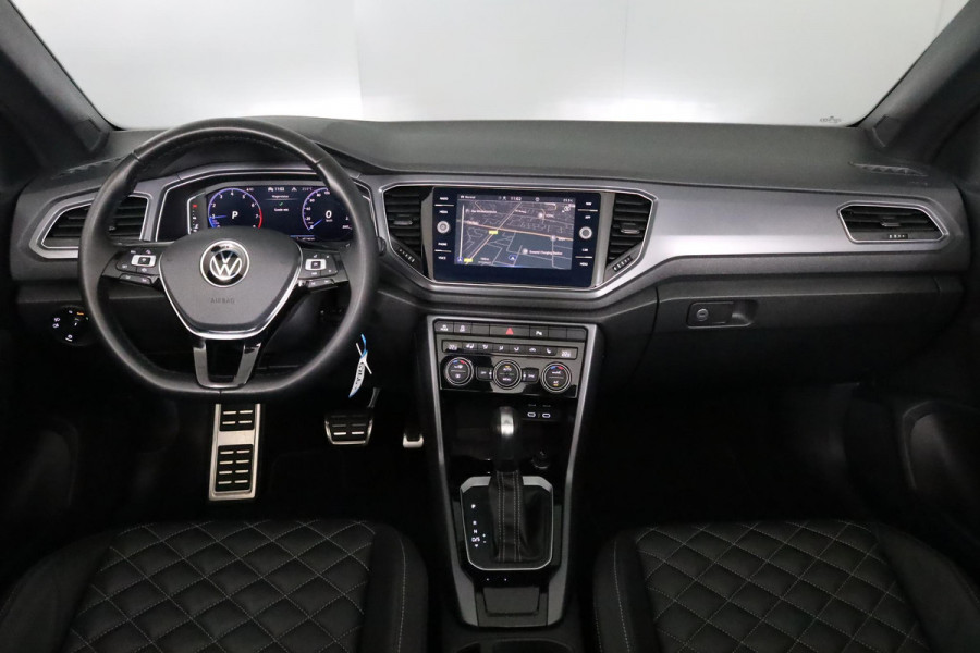 Volkswagen T-Roc Cabrio 1.5 TSI R-Line 150 pk Automaat (DSG) | Diamond stitching leder interieur| Windscherm | Parkeersensoren | Stoelverwarming | Adaptieve cruise control | Lichtmetalen velgen 19" |