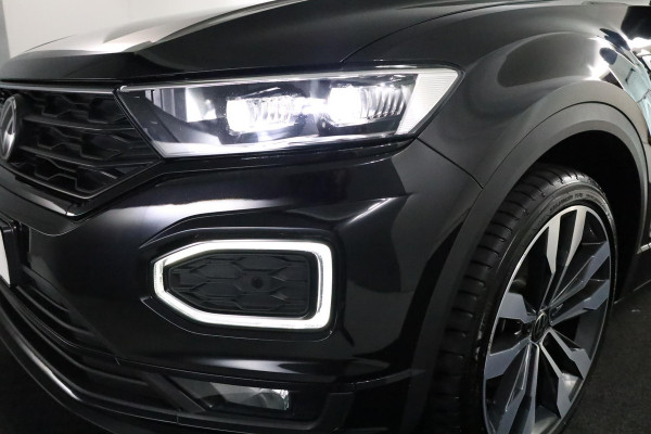 Volkswagen T-Roc Cabrio 1.5 TSI R-Line 150 pk Automaat (DSG) | Diamond stitching leder interieur| Windscherm | Parkeersensoren | Stoelverwarming | Adaptieve cruise control | Lichtmetalen velgen 19" |