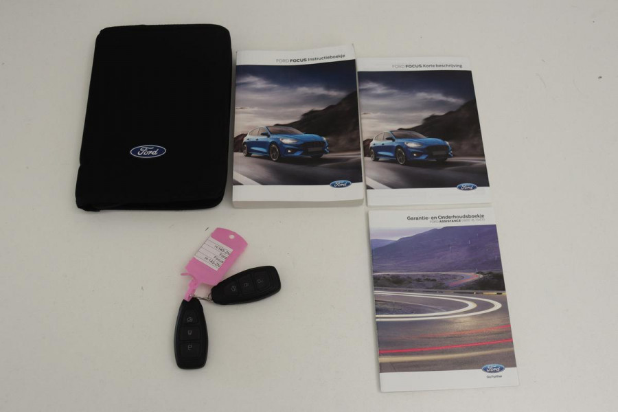 Ford Focus 1.0 EcoBoost Titanium | Panoramadak | Adaptive Cruise | Stoel & Stuurverwarming | Bang & Olufsen | Full LED | Camera