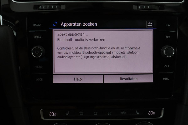 Volkswagen Golf 1.4 TSI Highline | Panoramadak | Carplay | Stoelverwarming | Full LED | Navigatie | Adaptive Cruise | PDC | Bluetooth