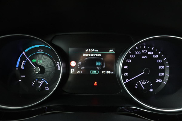 Kia Ceed 1.6 GDI PHEV DynamicLine | Carplay | Camera | Full LED | Navigatie | Keyless | PDC | DAB+ | Climate control