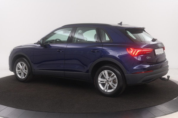 Audi Q3 45 TFSIe | Adaptive Cruise | Sportstoelen | Full LED | Trekhaak | Stoelverwarming | PDC | Carplay | Climate control