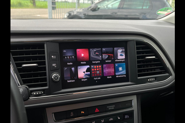 Seat León ST 1.4 TSI X-PERIENCE LED / ACC / ECC / CARPLAY / B&O / PDC / STOELVERW.