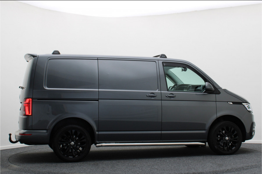 Volkswagen Transporter 2.0 TDI DSG L1H1 Highline 3-Zits, Leer, Camera, LED, ACC, Apple CarPlay, DAB, 17'', Trekhaak