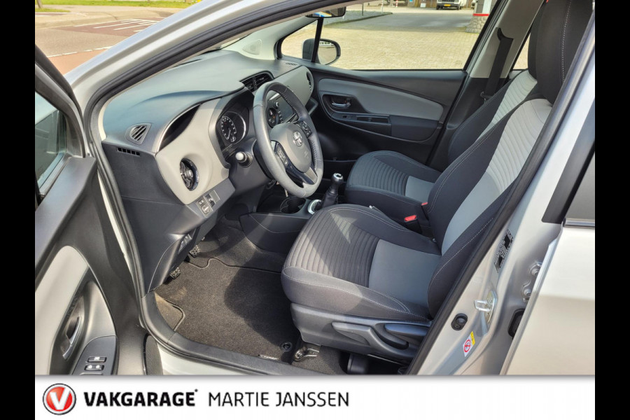 Toyota Yaris 1.0 VVT-i Comfort LAGE KMSTAND - AIRCO - BLUETOOTH TELEFOON - LANE ASSIST - CAMERA