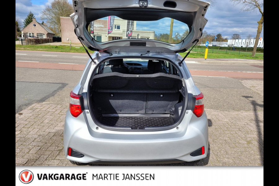 Toyota Yaris 1.0 VVT-i Comfort LAGE KMSTAND - AIRCO - BLUETOOTH TELEFOON - LANE ASSIST - CAMERA