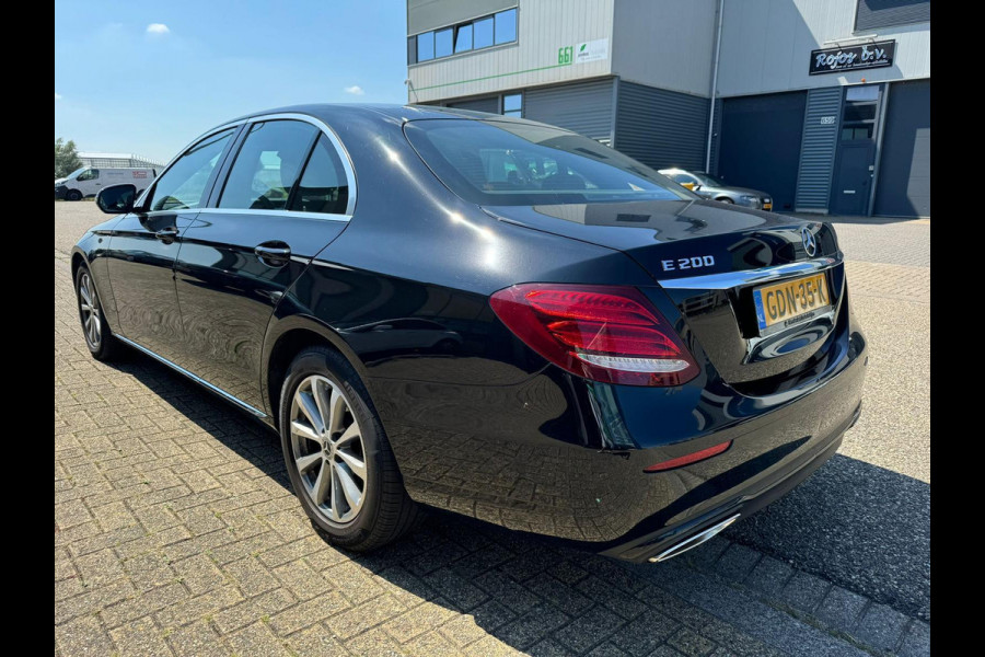 Mercedes-Benz E-Klasse 200 | Groot Navi, El. Stoel+Memory, Stoelverw., Camera, Cruise, Climate, Sfeerverl. |