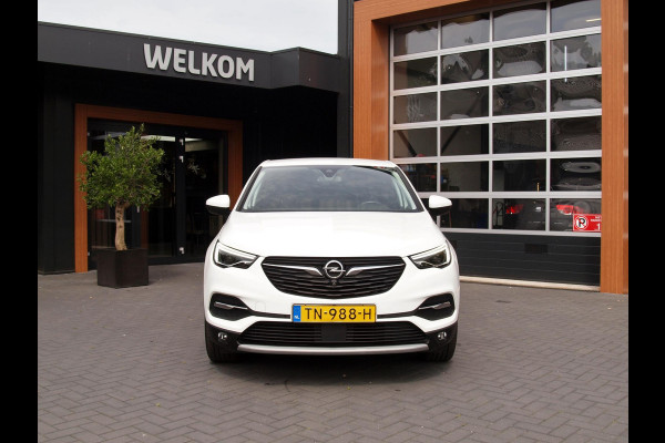 Opel Grandland X 1.2 Turbo Innovation Automaat | Camera | Apple Carplay | Cruise Control | Leer | Trekhaak |