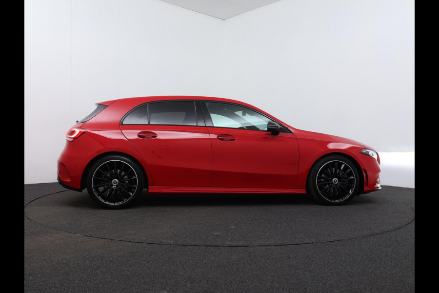 Mercedes-Benz A-Klasse 220 AMG Launch Edition Premium | Panorama | Camera | Sfeerverlichting |