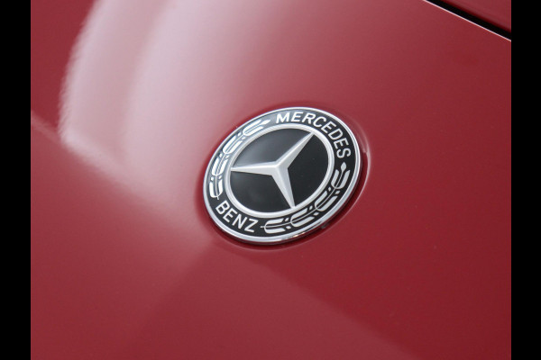 Mercedes-Benz A-Klasse 220 AMG Launch Edition Premium | Panorama | Camera | Sfeerverlichting |