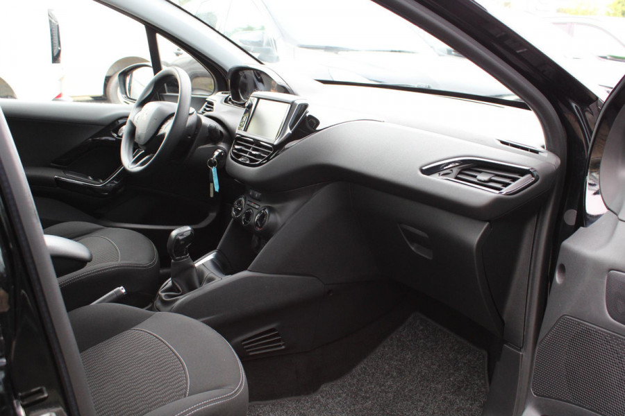 Peugeot 208 1.2 PureTech Blue Lion | 5 Deurs | Airco | Armsteun | Parkeersensoren |