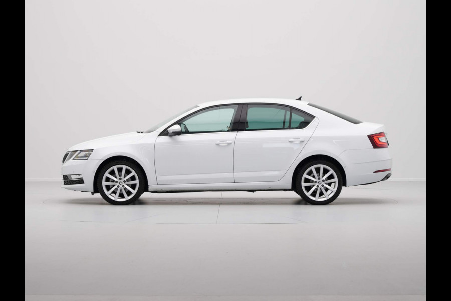 Škoda Octavia 1.0 TSI Greentech Style Business Navigatie Leder Camera Stoelverwarming 336