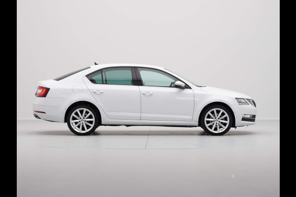 Škoda Octavia 1.0 TSI Greentech Style Business Navigatie Leder Camera Stoelverwarming 336